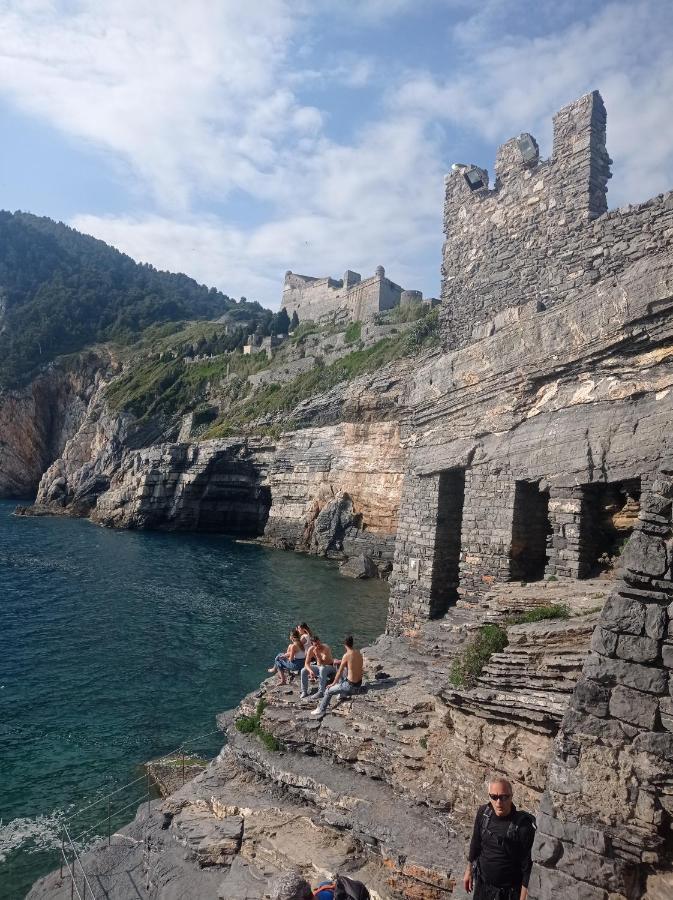 Villa La "Casina Nel Borgo" , Relax A Un Passo Dalle 5 Terre à Merizzo Extérieur photo